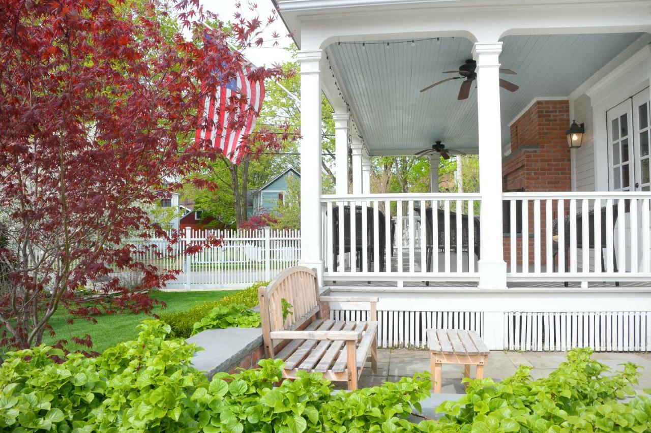 The Springwater Bed And Breakfast Саратога Спрингс Екстериор снимка