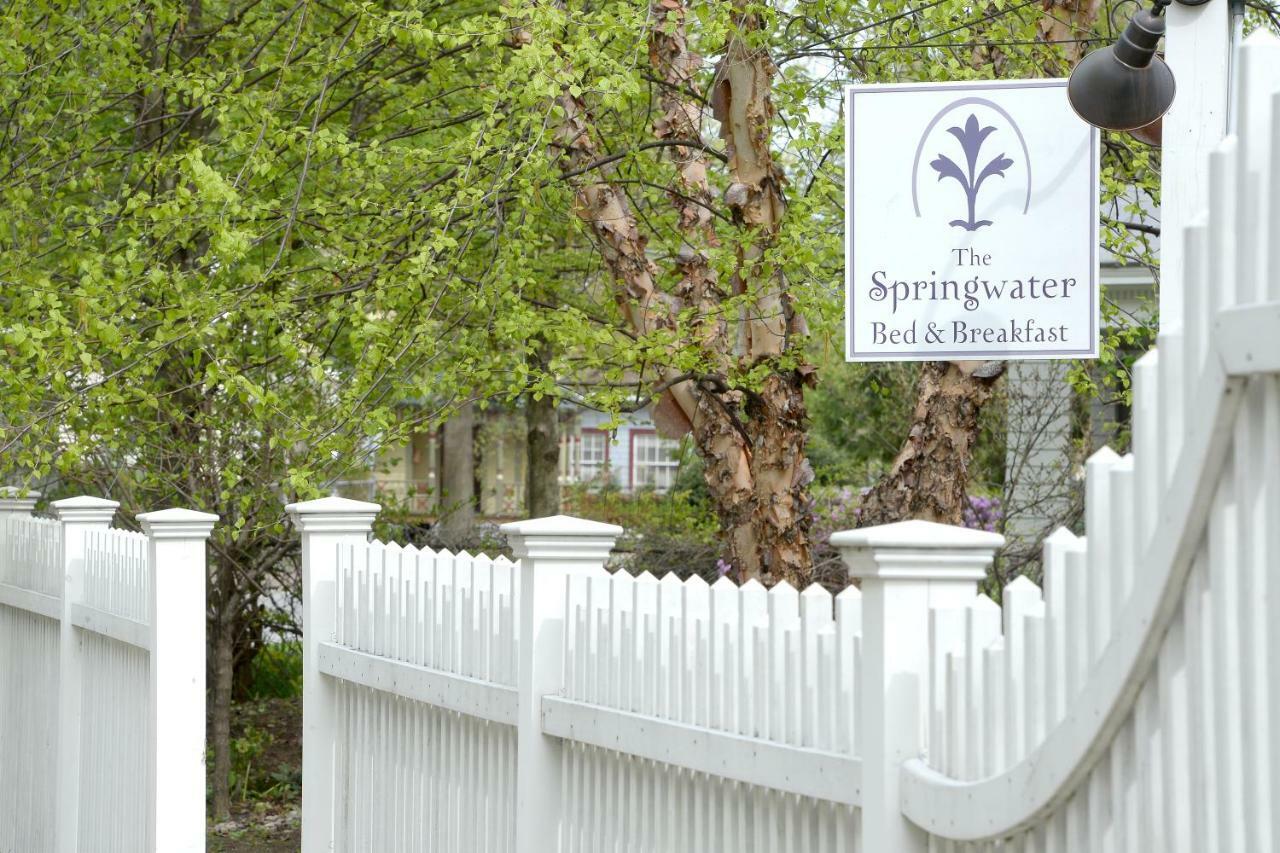 The Springwater Bed And Breakfast Саратога Спрингс Екстериор снимка